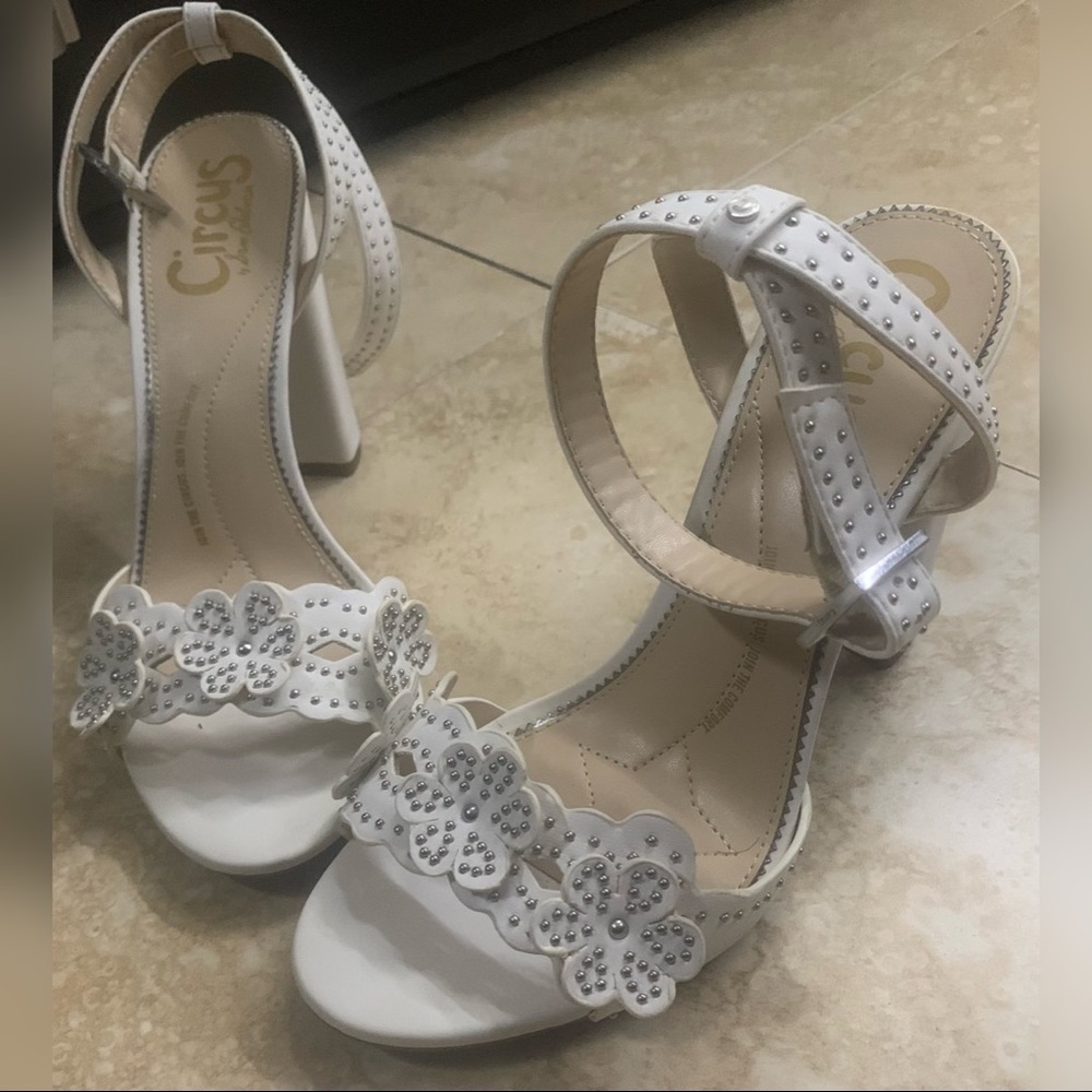 White block heel strap sandal